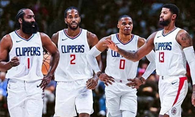 篮球湖人球员社媒晒训练日常（湖人球员在社交平台晒日常训练）