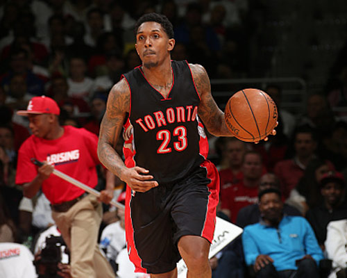 反戈旧主不留情！威斯布鲁克砍21+6+11助国王终结连败（威斯布鲁克复仇旧主轰21+6+11，助国王止住连败）