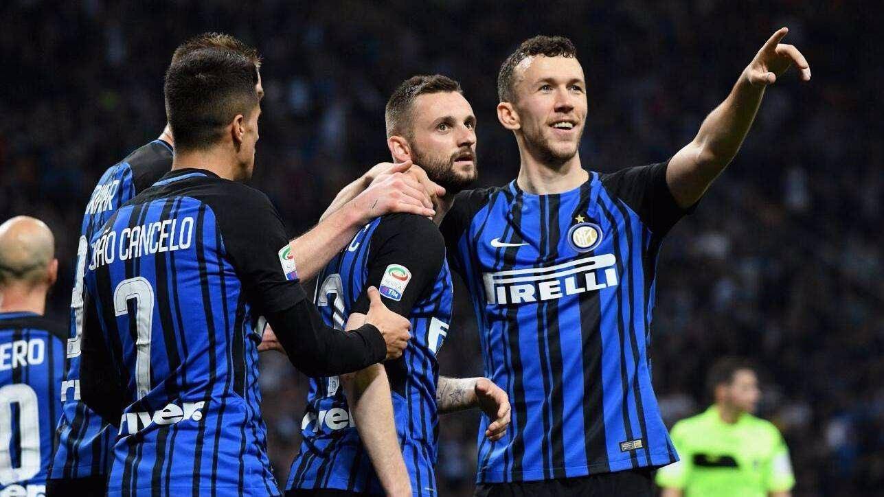 名记：快船将与雷杰·丹尼斯签下双向合同，填补保罗空缺（名记：快船将以双向合同签下雷杰-丹尼斯，弥补保罗位置空缺）