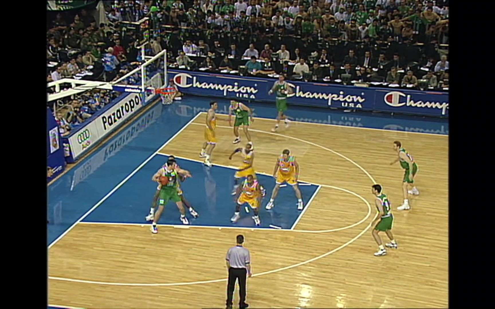 哈登：现阶段胜利是我们唯一的目标，所以我必须做我该做的事（哈登：目前胜利至上，我会做好分内之事）